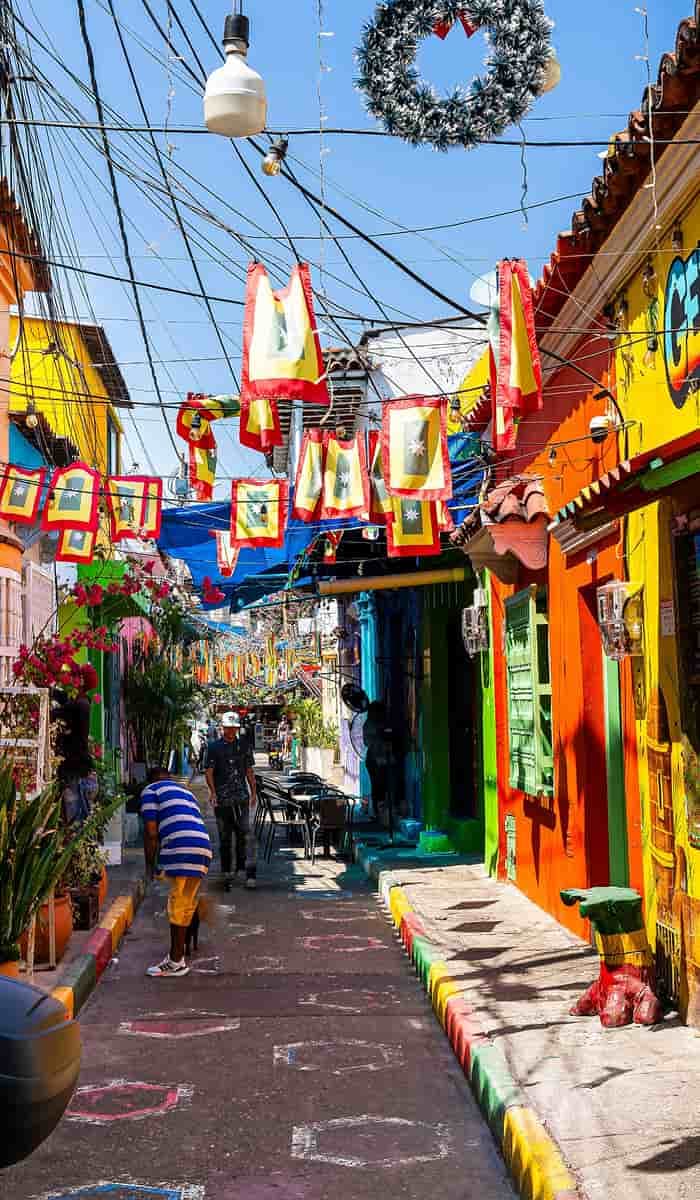 eSIM data plans for Colombia